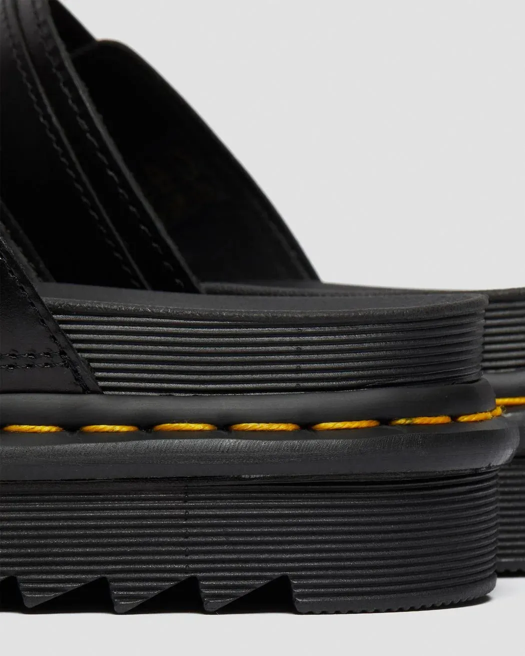 Dr Martens - Myles Slide Sandal